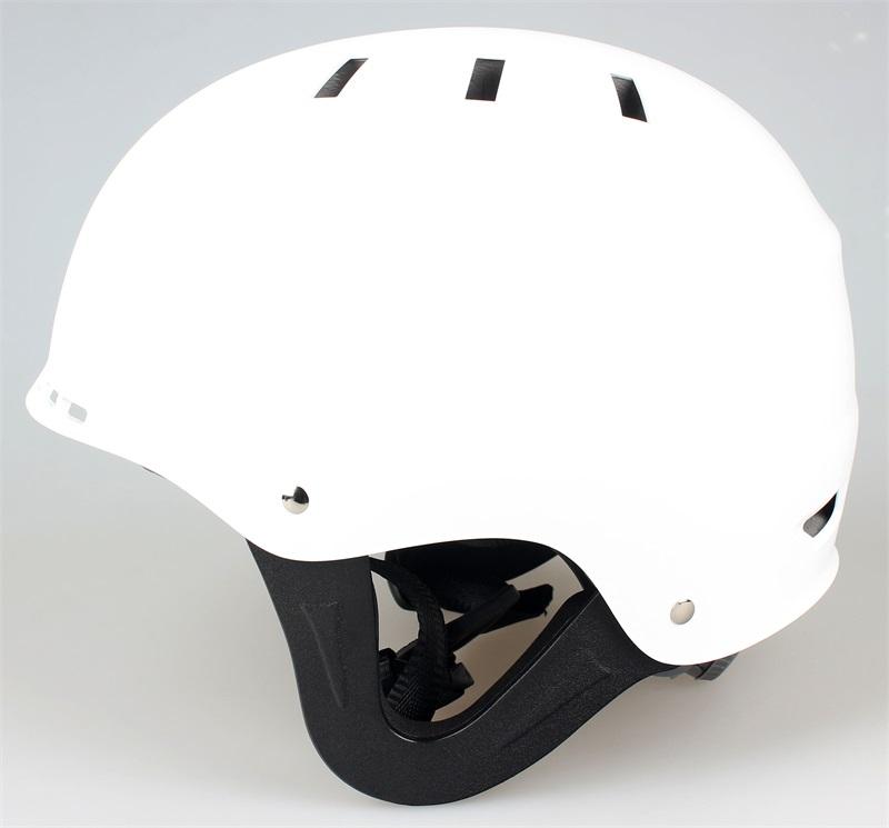 Casco para deportes acuáticos para kayak, canoa, wakeboard