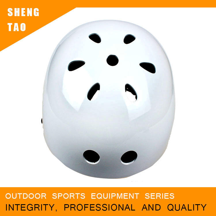 Casco de patineta 01