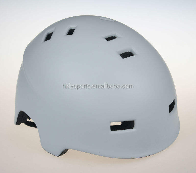 Se aceptan el casco patinador para los adultos, los tamaños, los diseños y los colores modificados para requisitos particulares