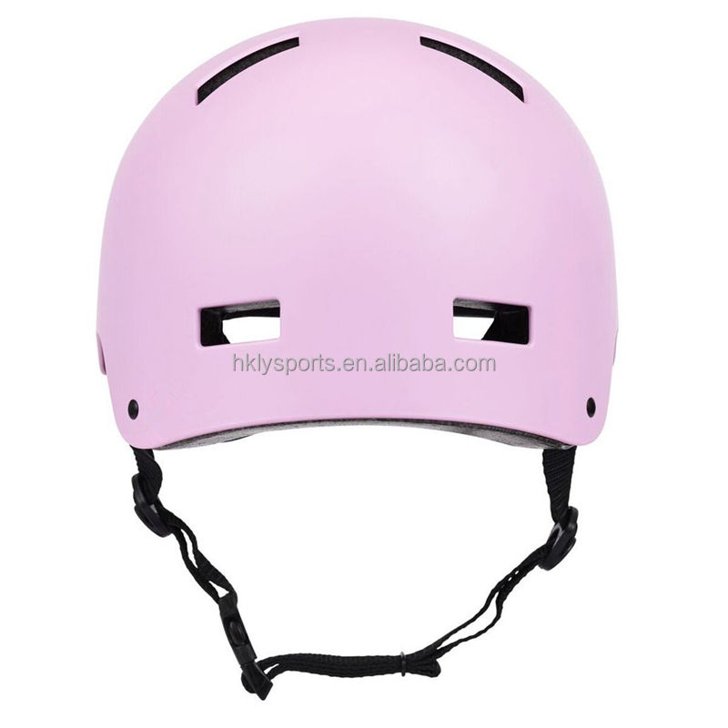 Cascos respirables de los patines de ruedas del OEM de las señoras clásicas del estilo europeo en venta