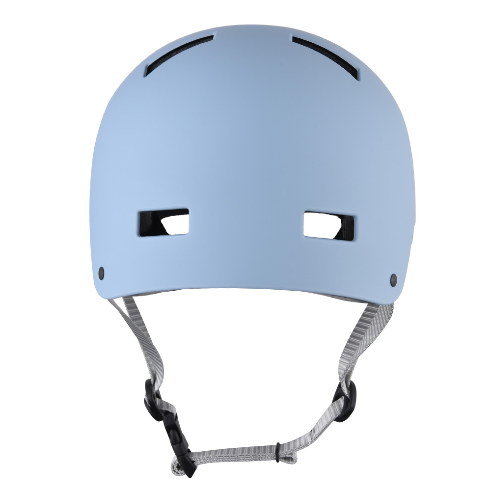 casco para patinar sobre hielo