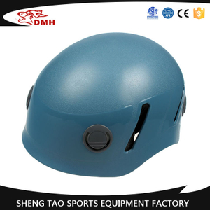 Mejor casco de escalada de montaña 03