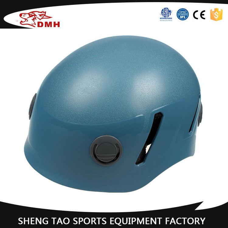 Mejor casco de escalada de montaña 03
